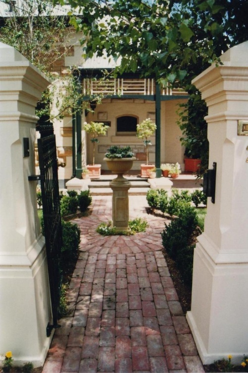 Water Bay Villa Bed & Breakfast image 12