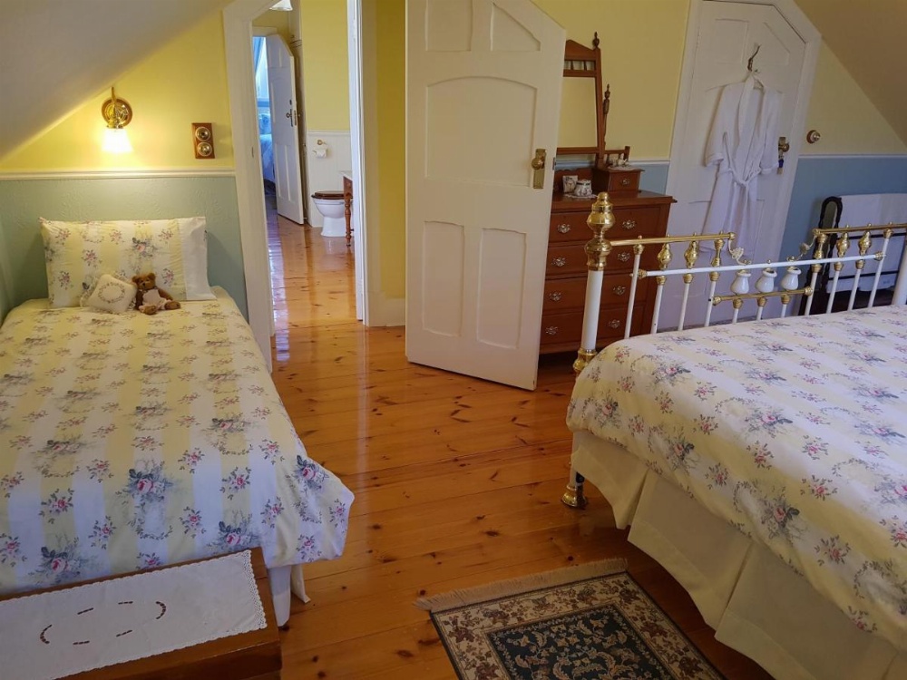 Water Bay Villa Bed & Breakfast Image 31