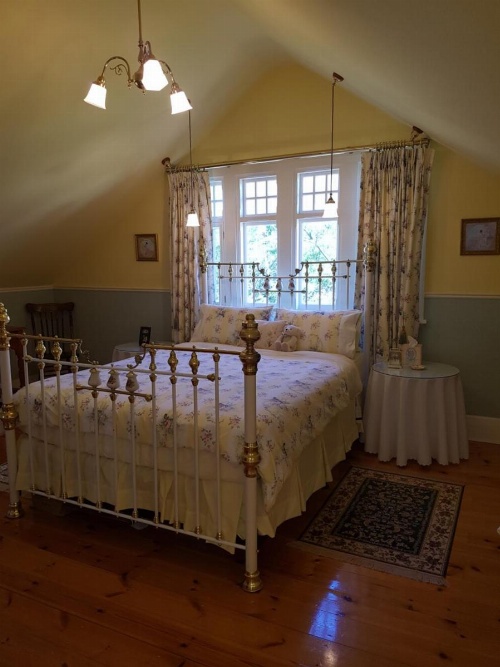Water Bay Villa Bed & Breakfast image 33