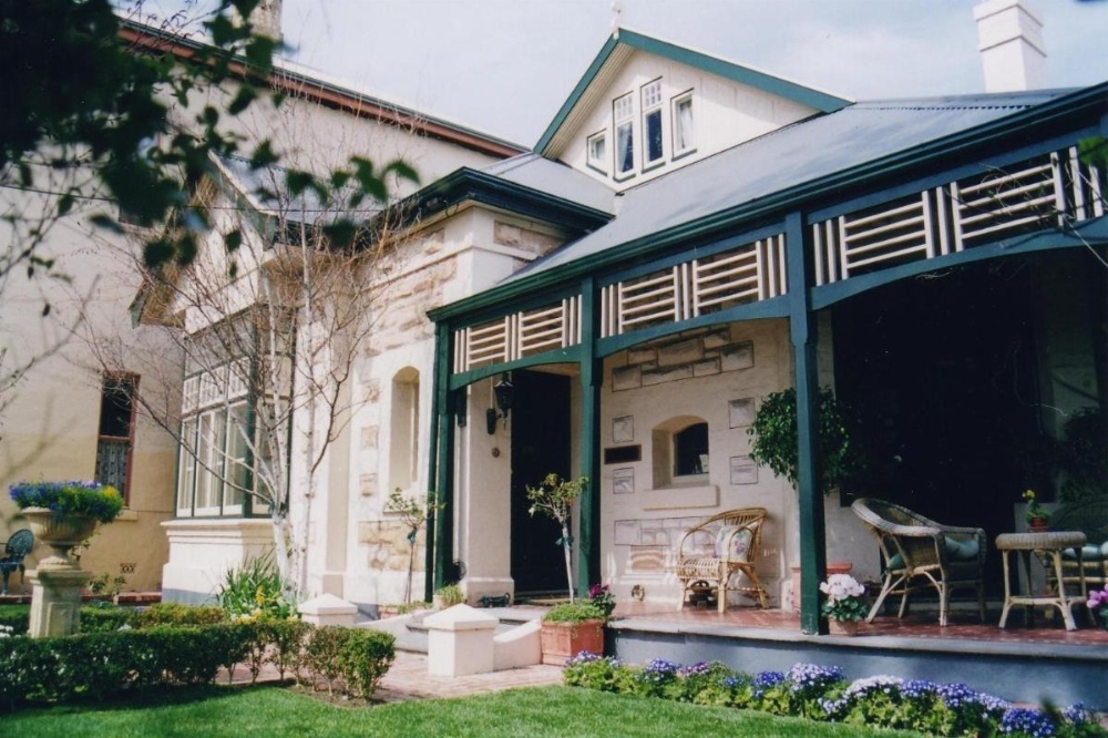 Water Bay Villa Bed & Breakfast Image 49